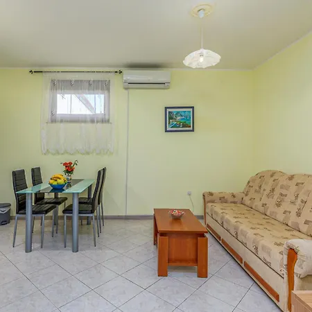 1 Bedroom Cozy In Lejlighed *